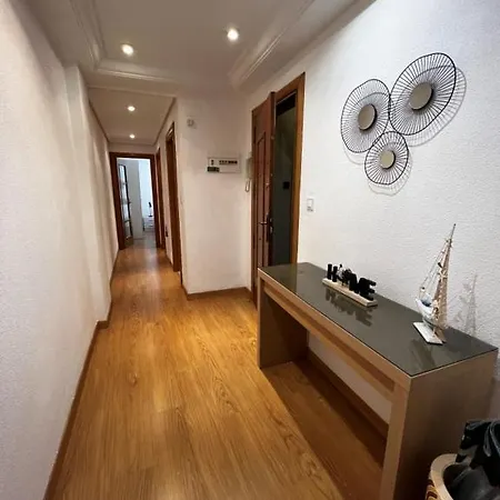 Beach Apartment *