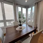 アパート Beach Apartment