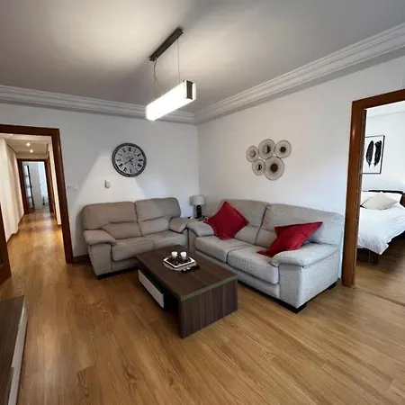 Beach Apartment *